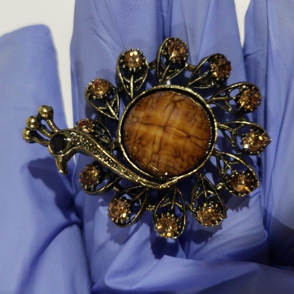 Vintage Peacock Ring – Brown Gemstones & Center Stone – Adjustable Women Jewelry - Picture 6 of 10